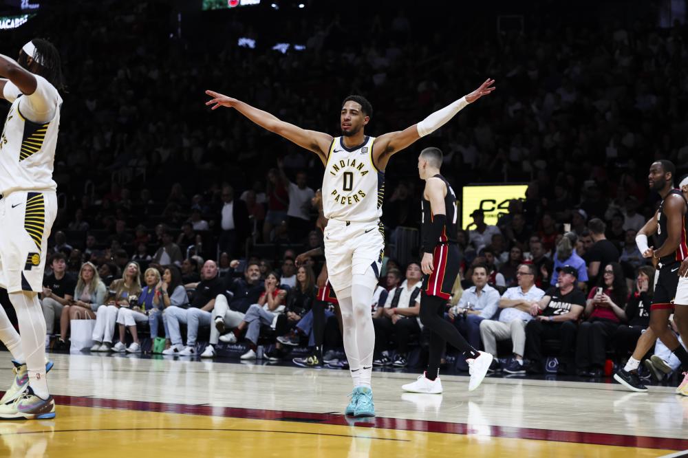 都对吴艳妮 都对吴艳妮