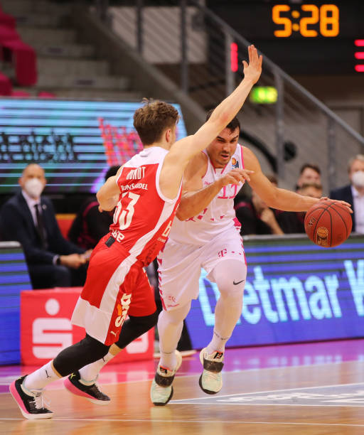 热刺在防守 热刺在防守